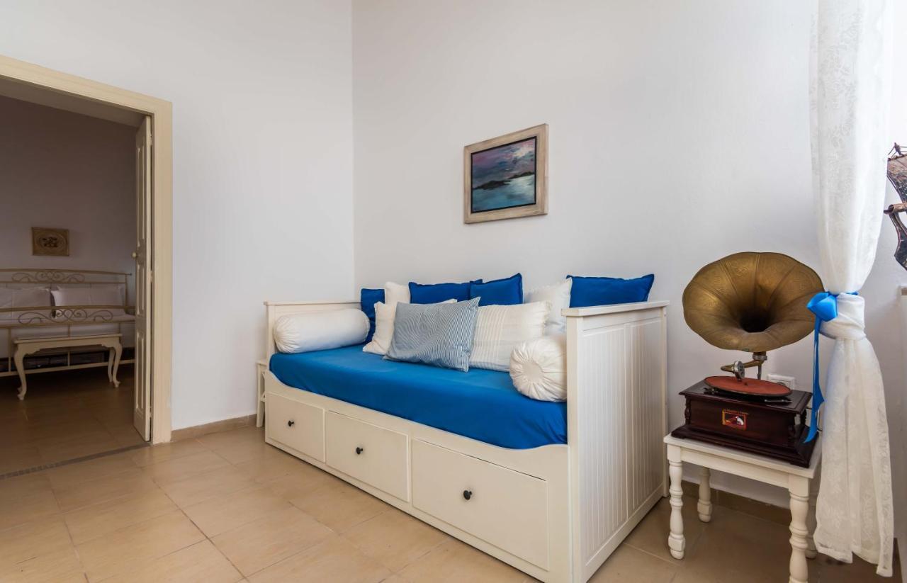 Casa Nostalgia Villa Adamantas  Ngoại thất bức ảnh